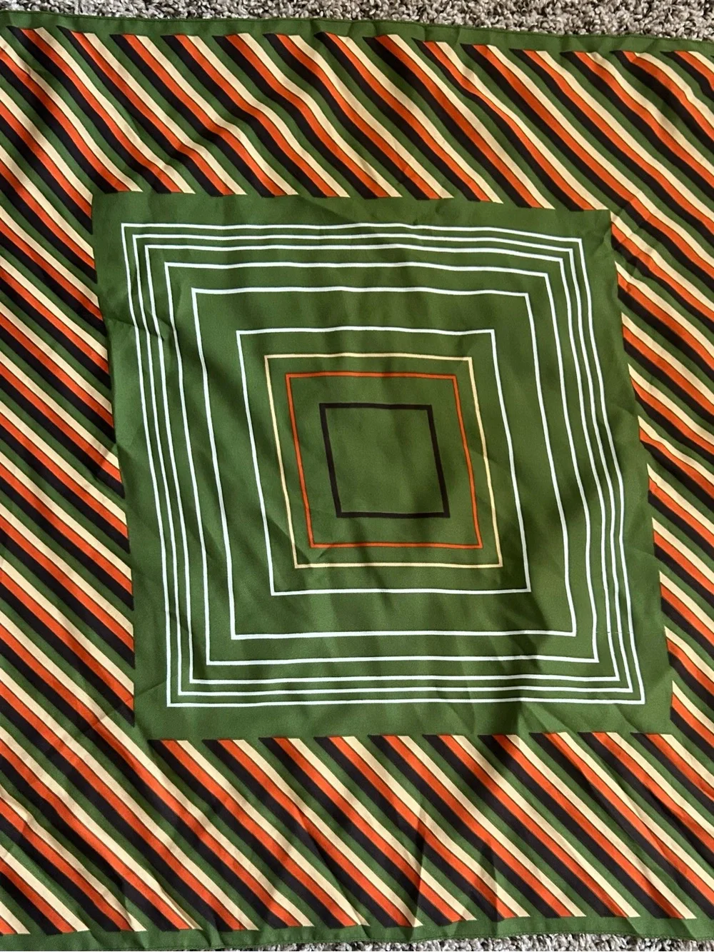 N/A elegant striped